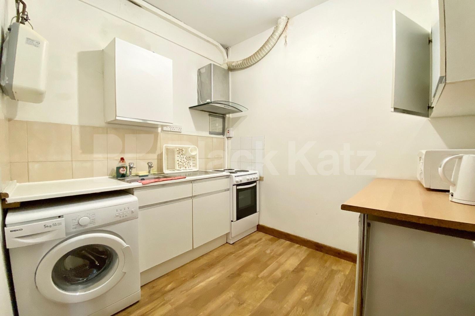 located in the heart of Angel only a 0.2 mile walk to Angel Station White Lion Street, Angel